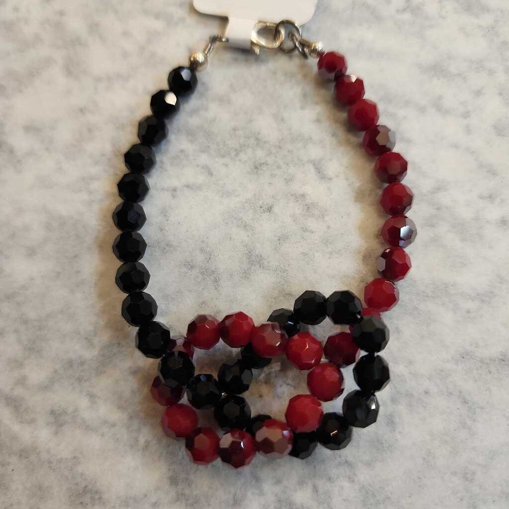 Red and Black Linking Bead Bracelet
