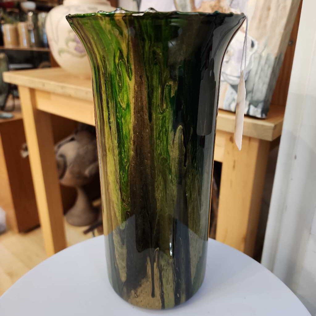 Acrylic Pour Medium Fluted Vase