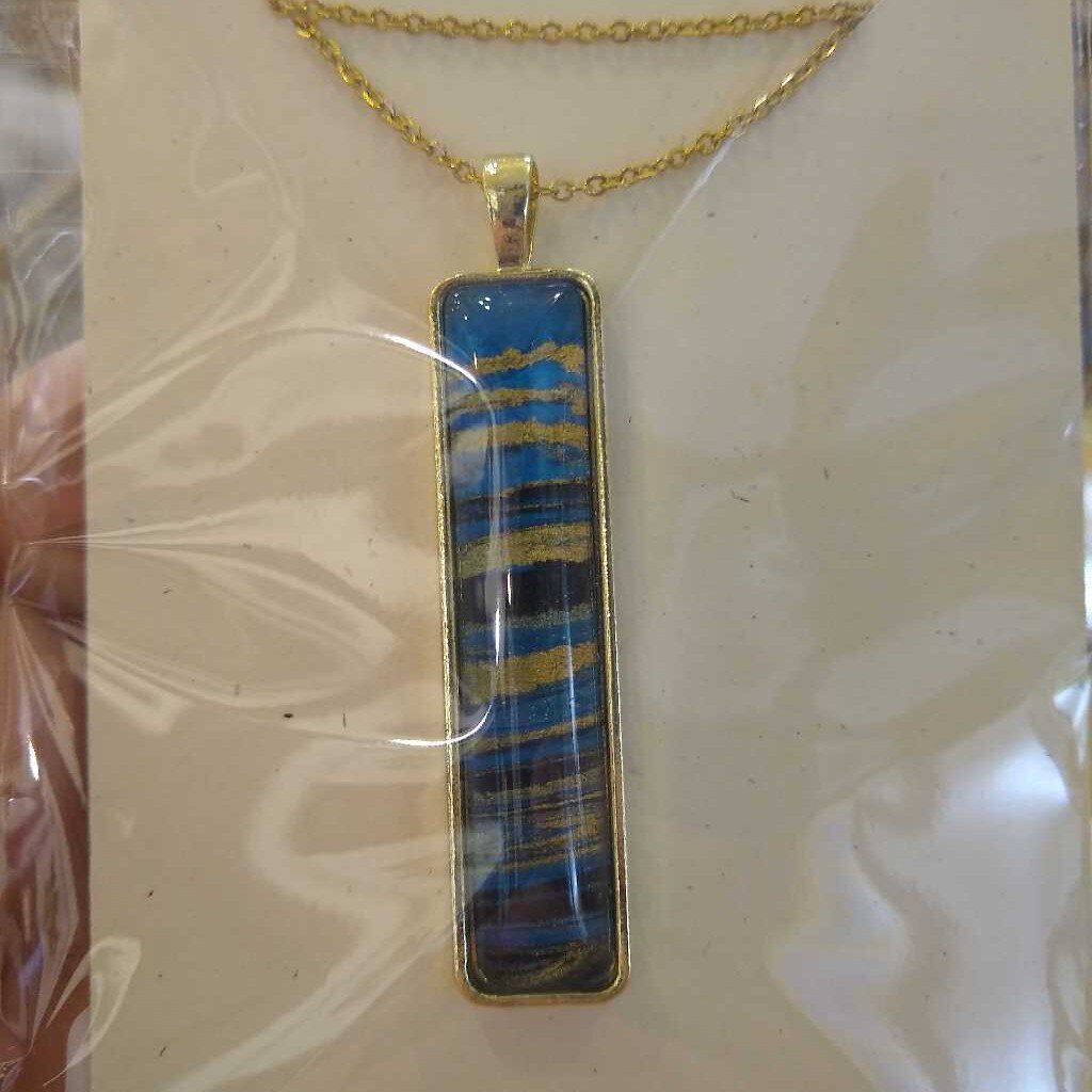 Long Rectangle Marbled Pendant Necklace